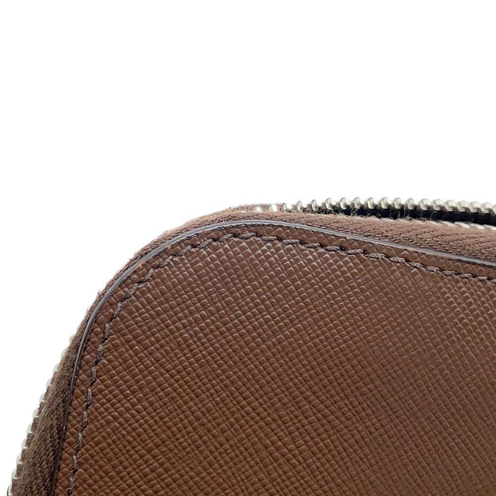 Prada Clutch Bag Saffiano Logo Leather Shoulder Business - Picture 12 of 12